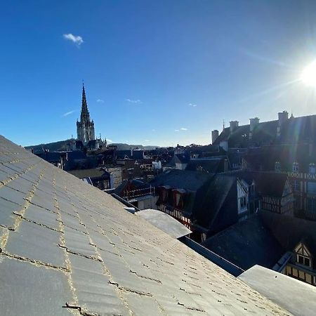 Sous Les Clochers De Rouen - Cathedrale Bagian luar foto